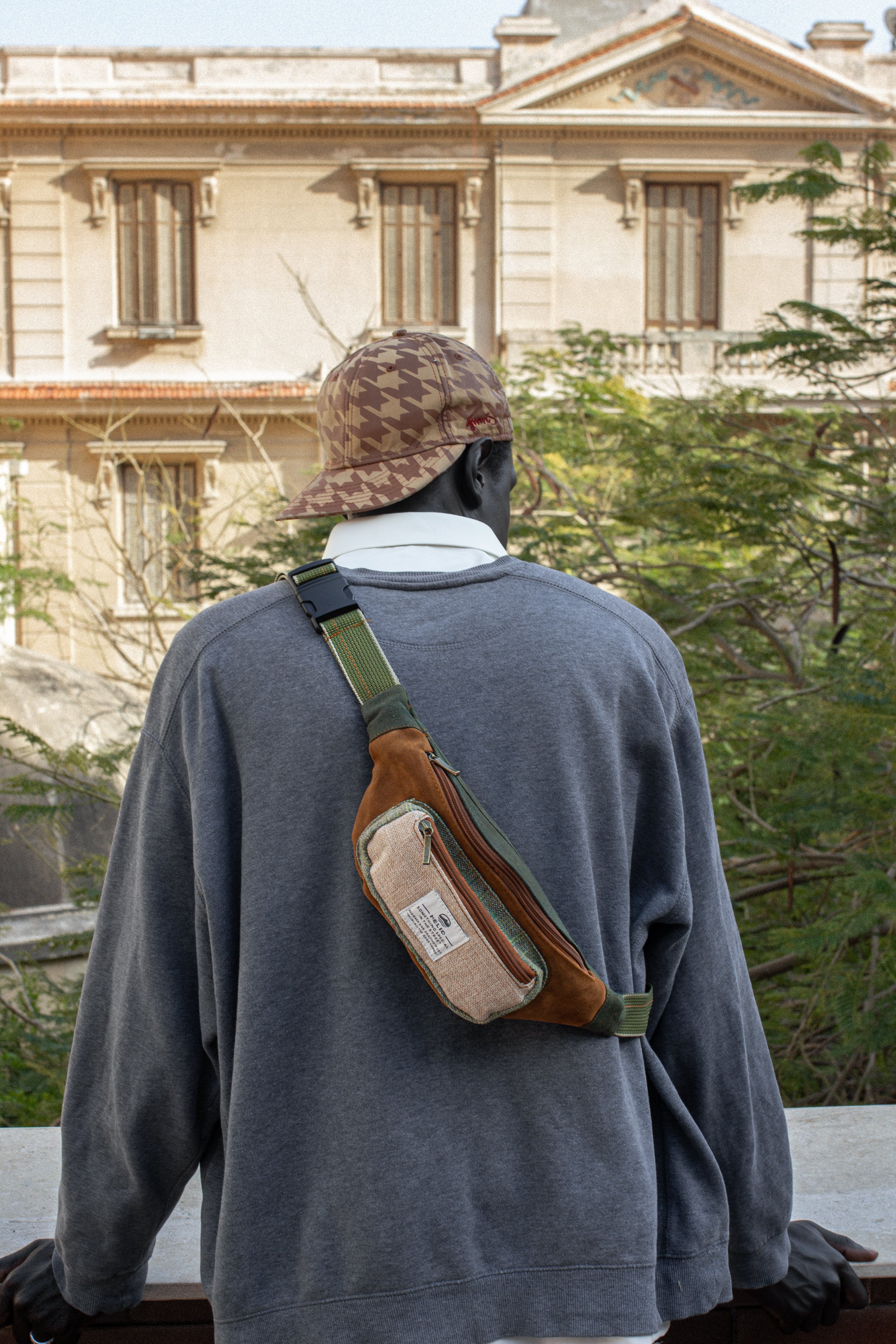 HIPPIE FANNY PACK OLIVE - Image 3