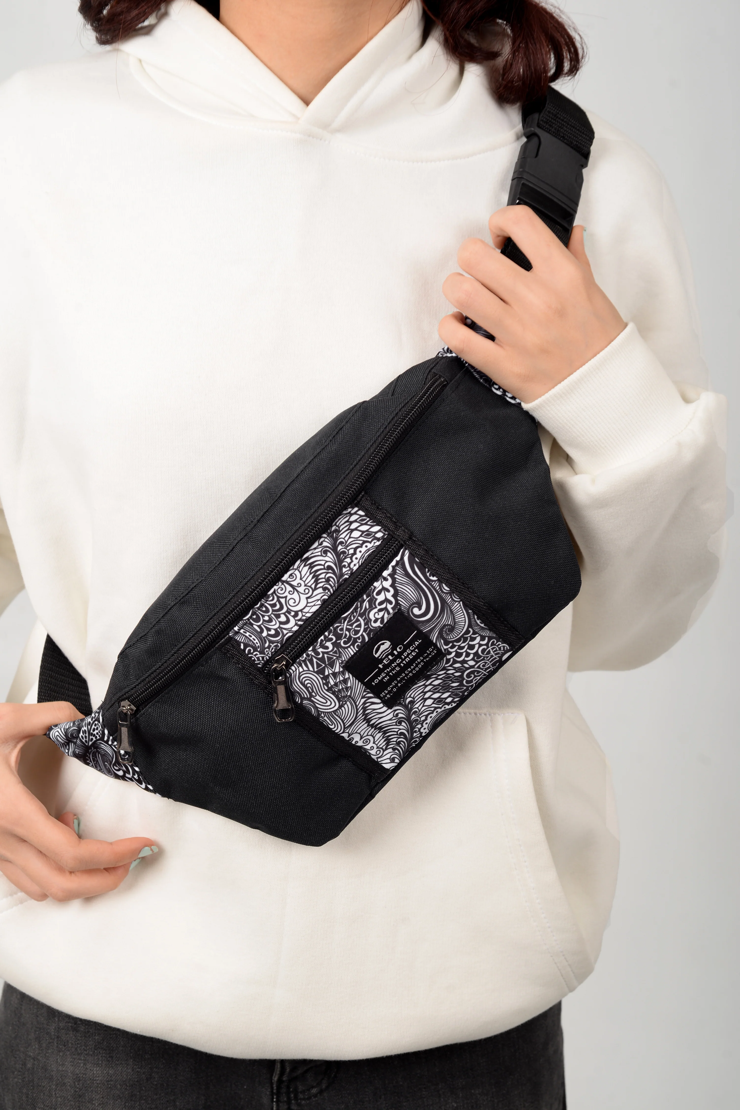 NETERO FANNY PACK WHITE - Image 6