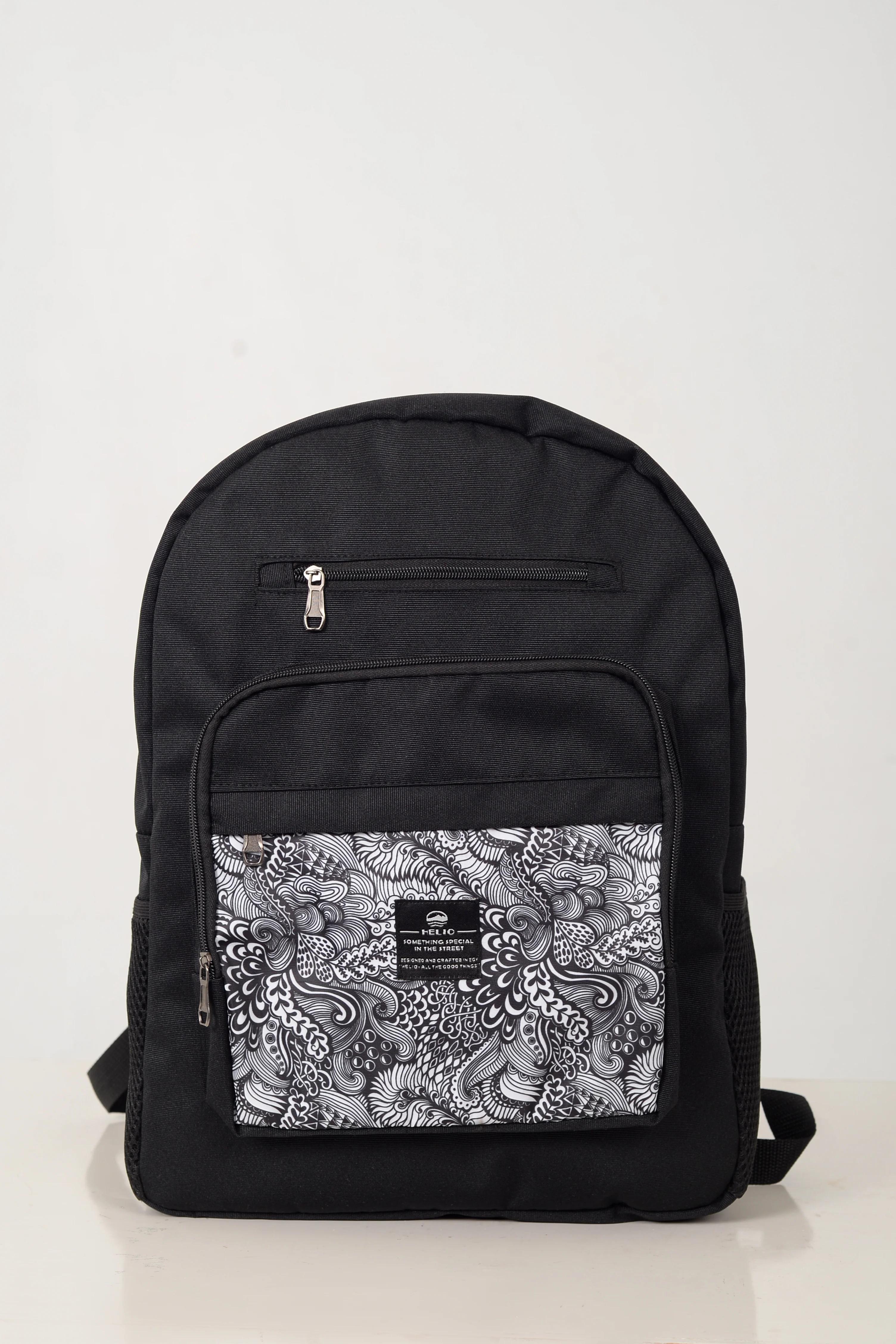 ZENTANGLE BACKPACK WHITE - Image 5